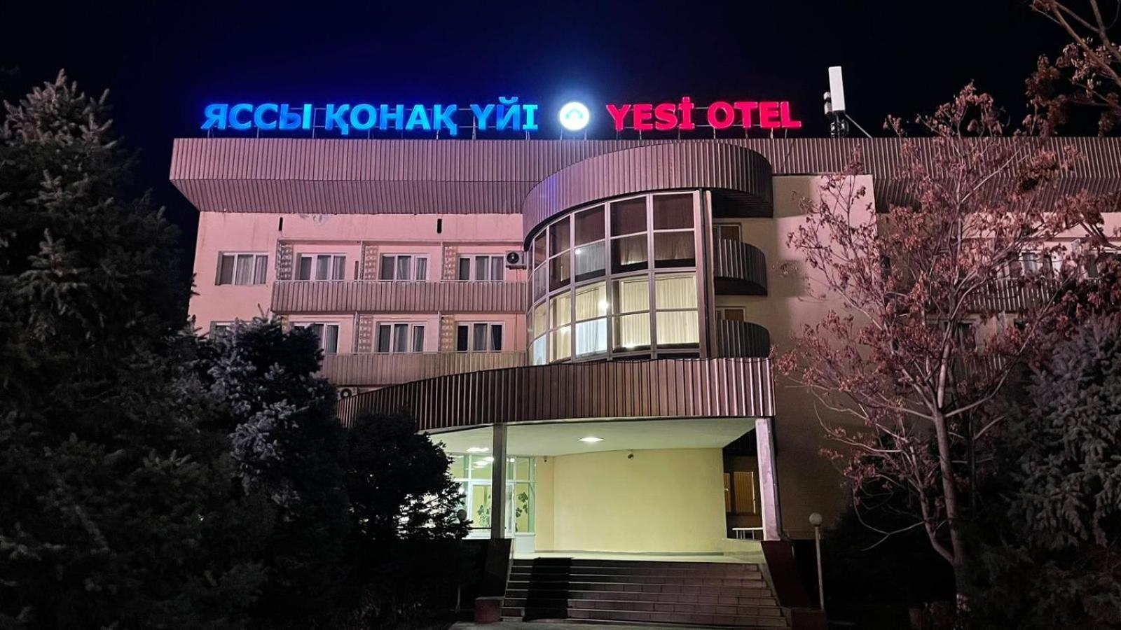 Yassy Hotel, Turkistan Exterior foto